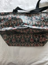 LIBERTYoilcloth Shopper With Zip. vintage