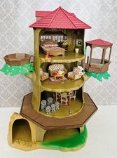 Sylvanian Families Oak Hollow Tree House With furniture & Figures RARE  (L)