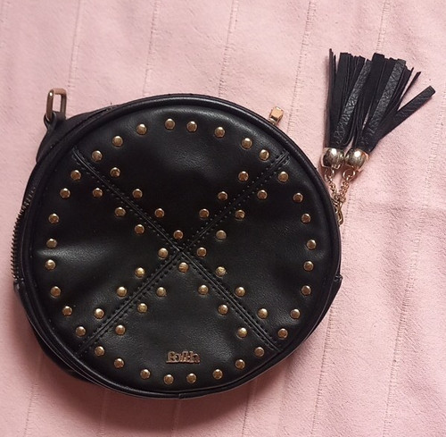 Faith black round faux - round,