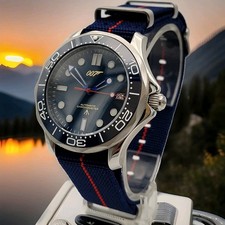 Ltd Ed James Bond 007 Divers