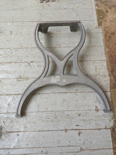 Cast table leg - cast,