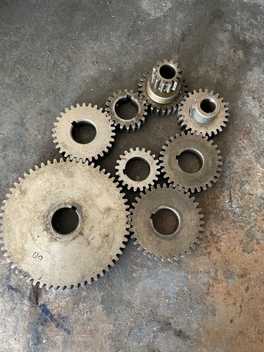 Machine change gears lathe - machine,
