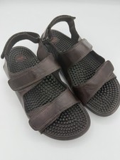 KENKOH Massaging Sandals Brown