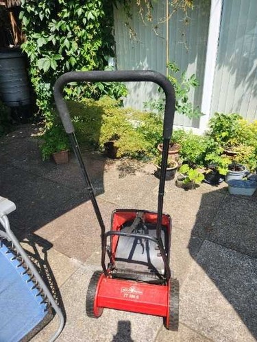 Push lawn mower - ,