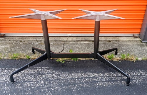 Herman miller eames - 🩷,