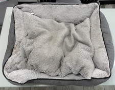 Light Dark Grey Silver Tweed Reverse Faux Fur Large Dog Bed Wainwrights Washable