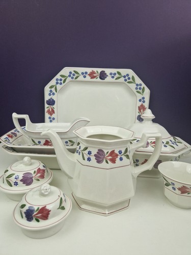 Adams old colonial tureen - old,