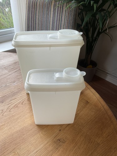 Vintage tupperware cereal - tupperware, /