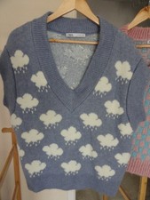 ZARA SWEATER VEST  S OVERSIZED