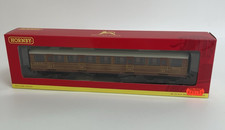 Hornby R4172C LNER 61ft 6In