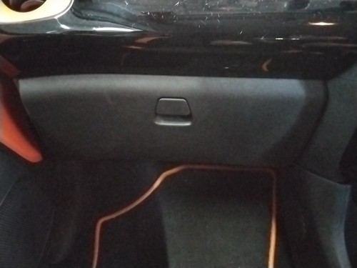 Glove box toyota aygo - glove,
