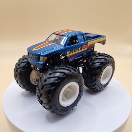 Hot wheels scale monster - hot, 1:64