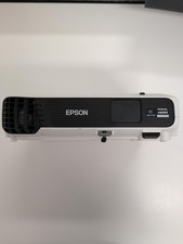 Epson EB-U04 3,000 Lumens Home