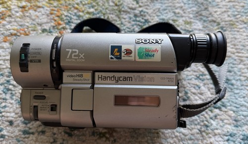 Sony ccd trv65 handycam vision - ccd-trv65,