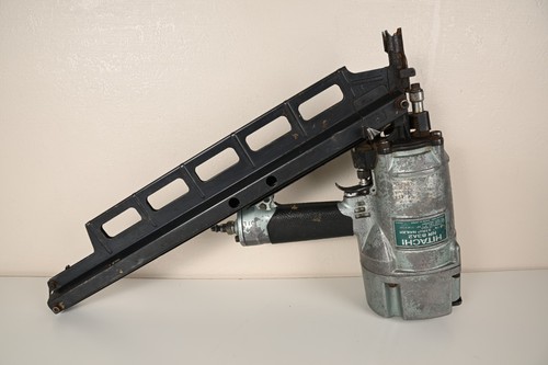 Hitachi koki nr83a2 - hitachi, strip