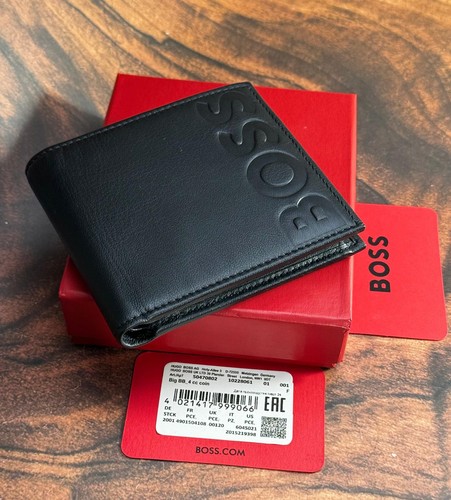 Bifold embossed logo wallet - bifold, embossed-logo