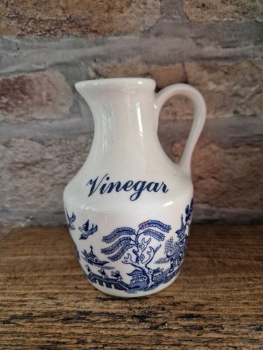 Blue willow vinegar - blue,