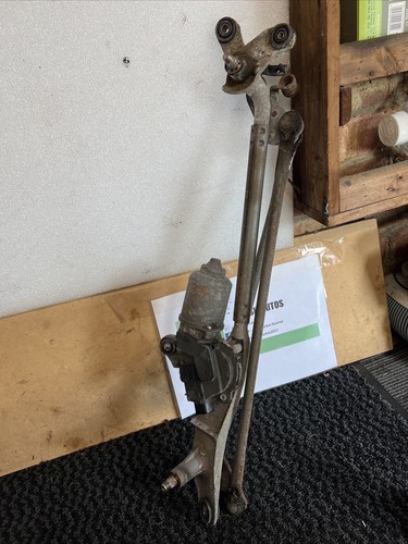 Lexus wiper linkage motor - lexus,