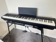 Roland FP-30 Digital Piano 88 Keys + extendable stand + no pedal