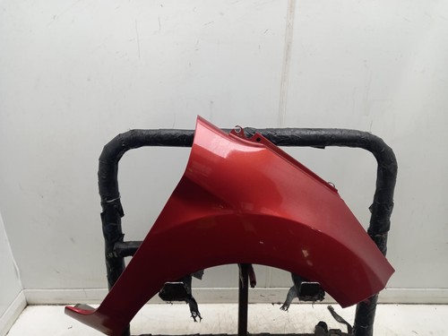 Ford fiesta right front - right, wing