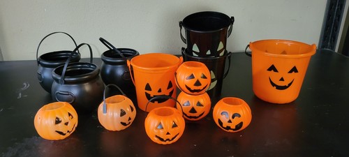 Halloween mini bucket lot - halloween,