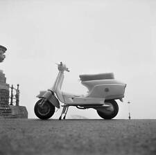 The new Raleigh Roma scooter UK 9th November 1960 Old Historic Photo