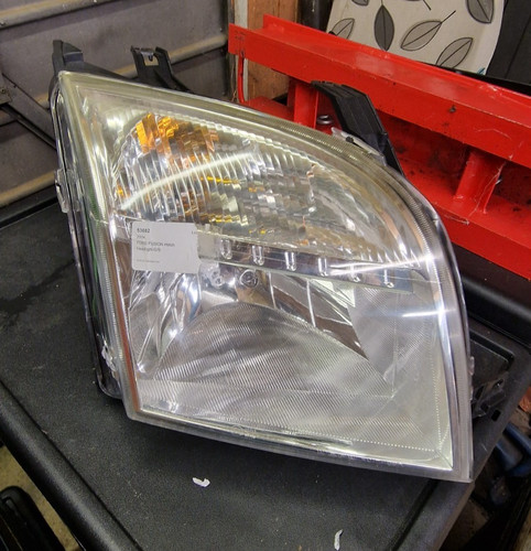 Ford fusion right - 02-06,