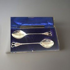 Victorian set of heartshaped silverplate spoons - Lee and Wigall Sheffield cased
