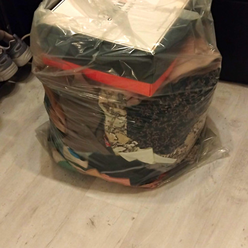 Mixed clothing wholesale - clothing,