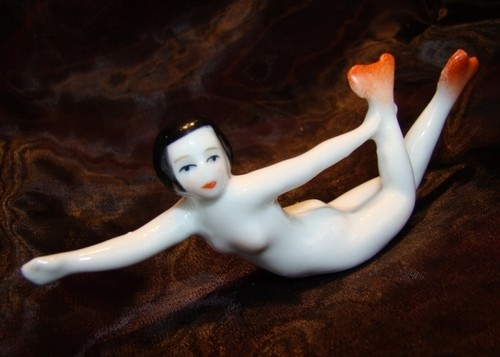 Figurine bathing beauty sexy - bathing,