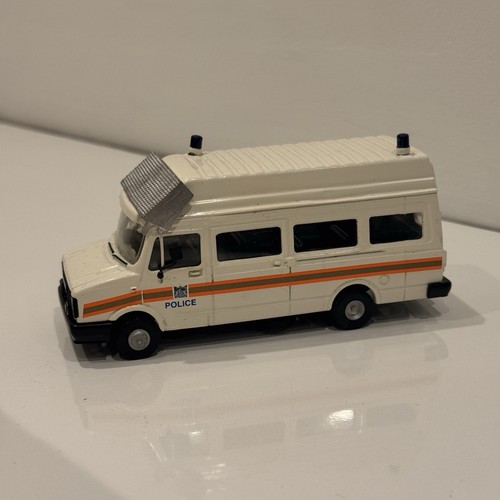 Code police leyland sherpa - code,