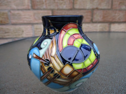 Moorcroft three ships - ,