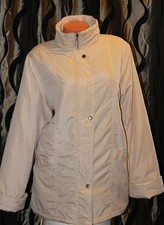 CLAIRE NEUVILLE  Ladies Cream Lightly Padded Coat Size  18-20