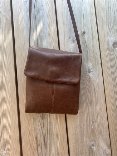Brown leather messenger bag - brown,