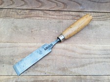 Richard Melhuish 1 1/4” Boxwood Handle Firmer Chisel
