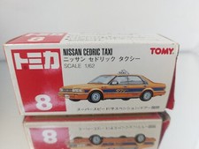 Tomica 8 Nissan Cedric Taxi 4