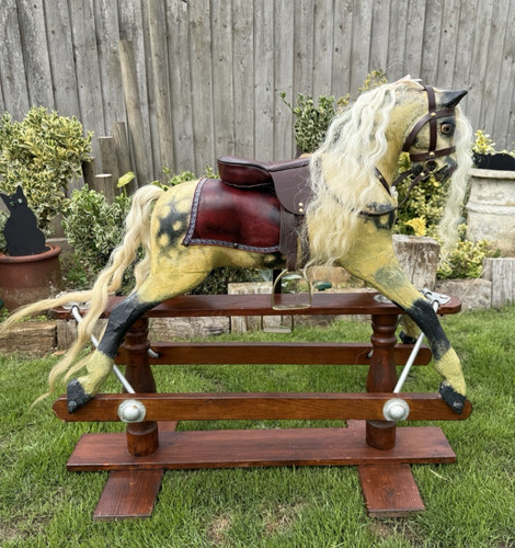 Lines rocking horse 5in - horse, 32.5in