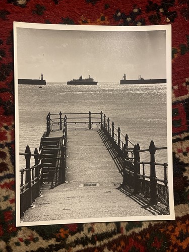 Vintage photograph deal - b&w,