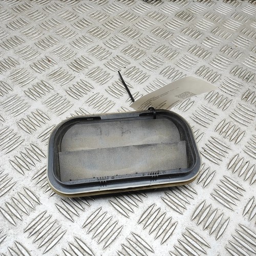 Jaguar x350 body vent - xj,