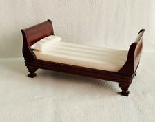 1:12 scale Dolls house Miniature Single Sleigh style Bed 