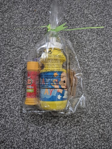 Cocomelon gift set bagged - cocomelon, with