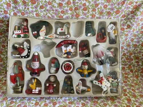 Vintage wooden christmas tree - vintage,