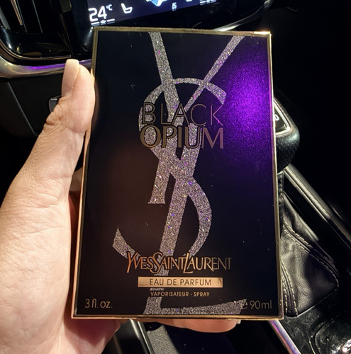 Yves saint laurent - saint, black