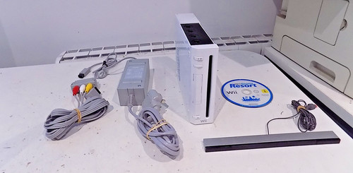 Nintendo wii console bundle - nintendo,