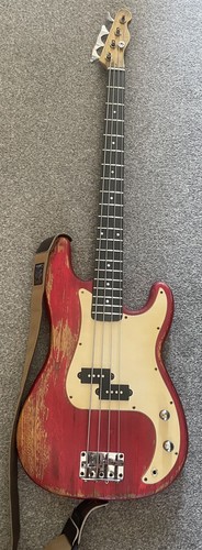 Relic bass style vintage - p,