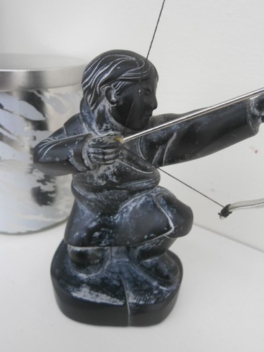 Fine inuit archer hunter - fine,