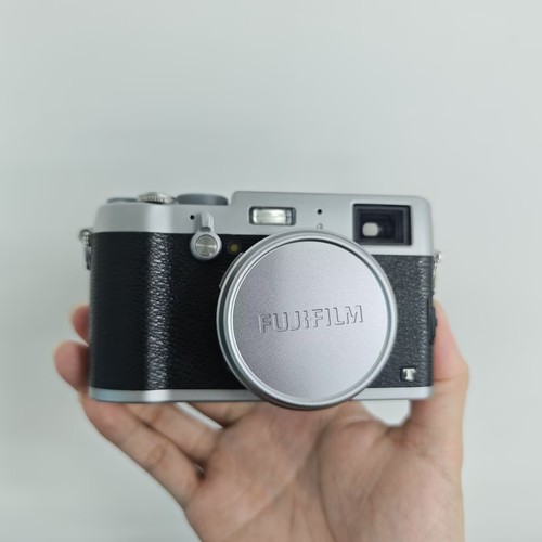 Fujifilm x100t 3mp 23mm - 23mm, f2