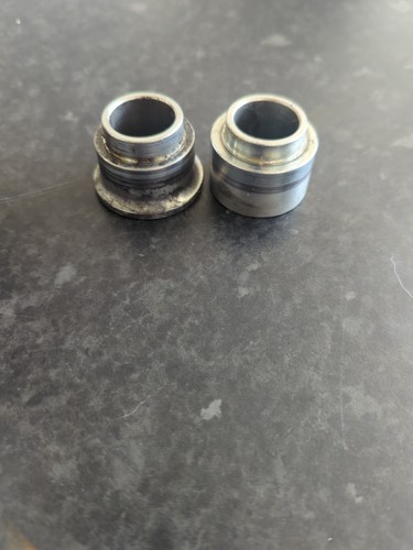 Suzuki rgv250 vj23 rear wheel - suzuki,