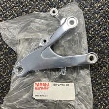 GENUINE YAMAHA YZF R6 RIGHT HAND FOOTREST BRACKET 5EB-27443-00 #5