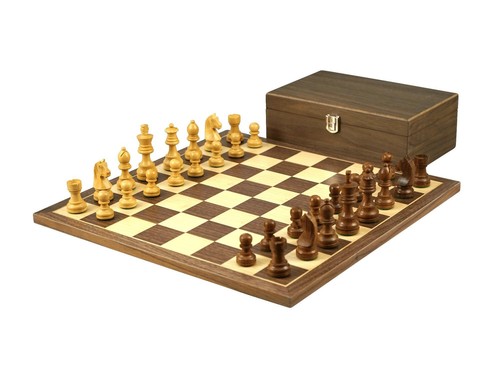 Walnut chess set - 16, with